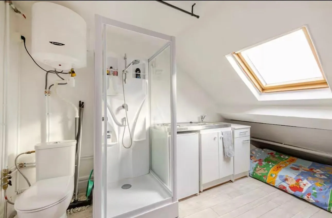 !!!! Only Airbnb !!!!! Please Read My Name And Look At All Pictures - Paris Studio Under Roof - Cool Area 0*,